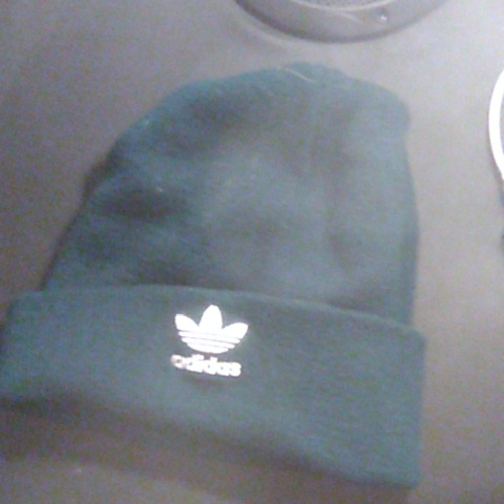 Addidas hat - Picture 3 of 3